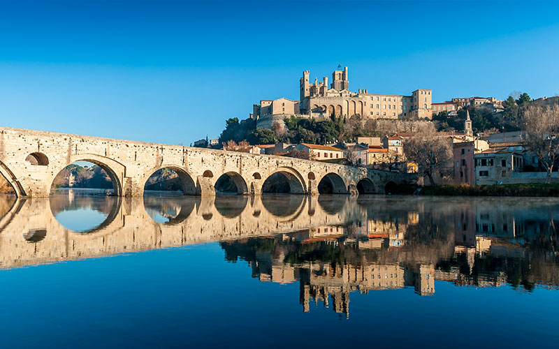 Cathédrale Saint-Nazaire et le vieux pont de Béziers