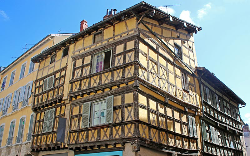 Maison dans la vieille ville de Bourg-en-Bresse