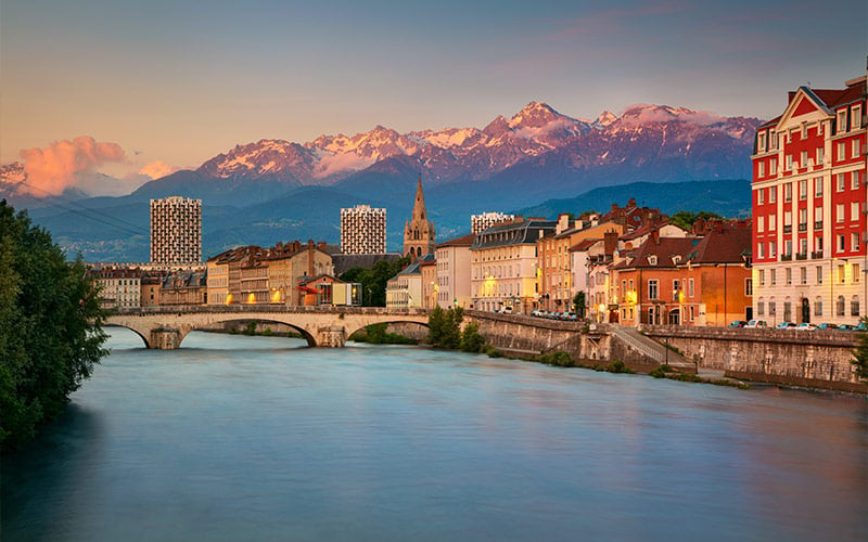 Vue sur l'Isère à Grenoble