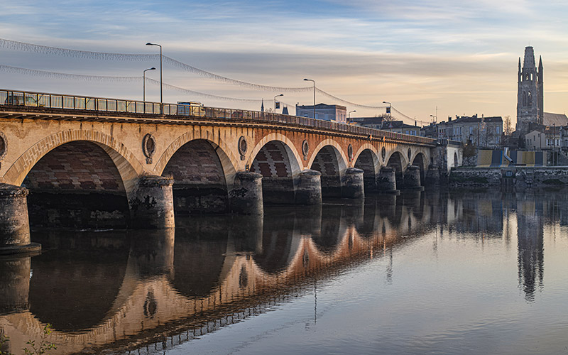 Le Pont de Pierre de Libourne