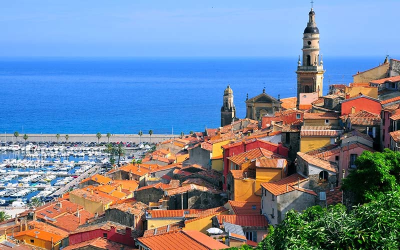 Vue aérienne de la ville de Menton