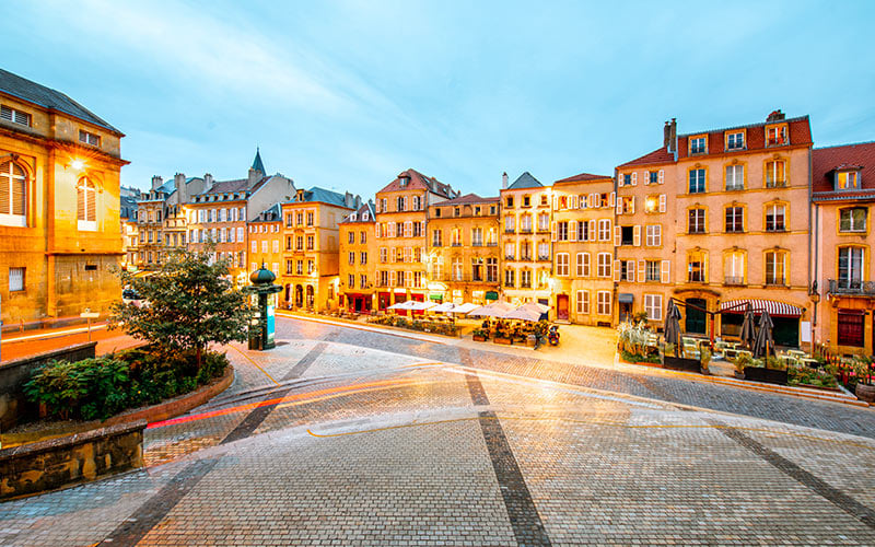 Place dans le quartier Ancienne Ville à Metz