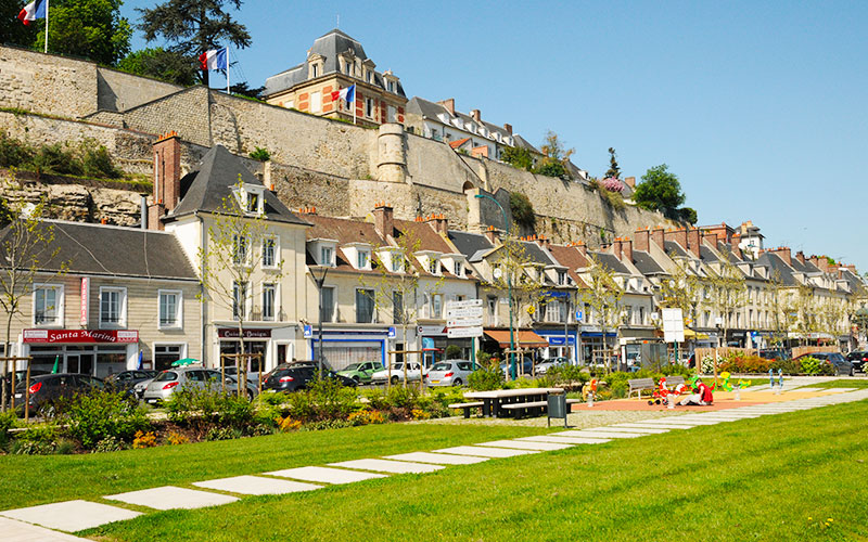 Rue de l'Hôtel Dieu à Pontoise