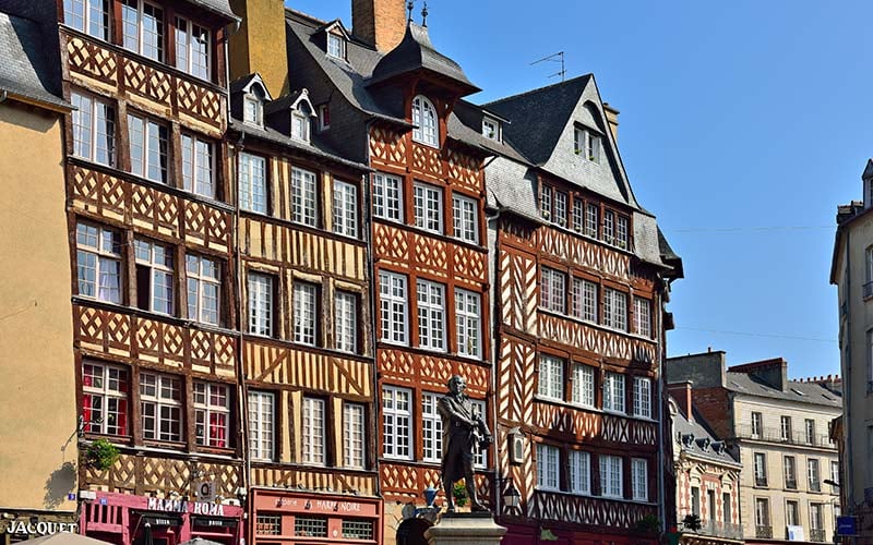 Maisons à colombage  Place du Champ-Jacquet à Rennes