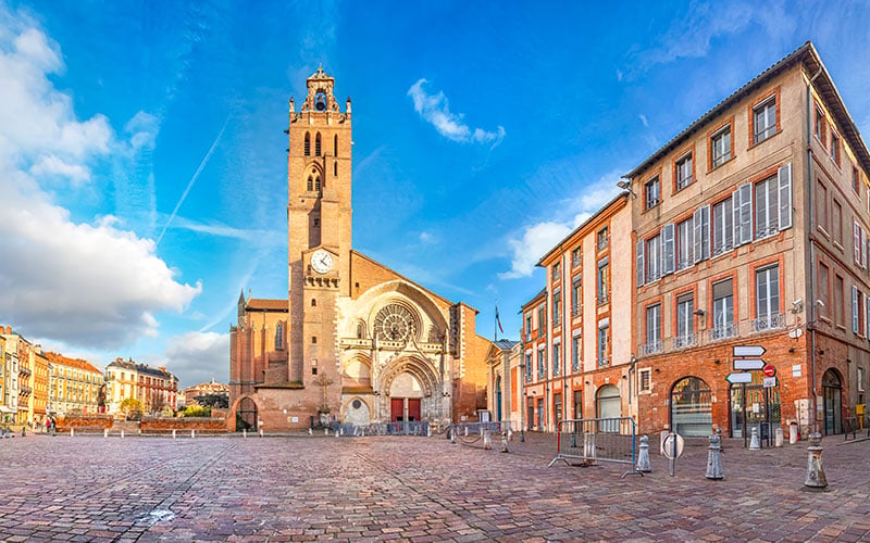 Place Saint-Etienne à Toulouse