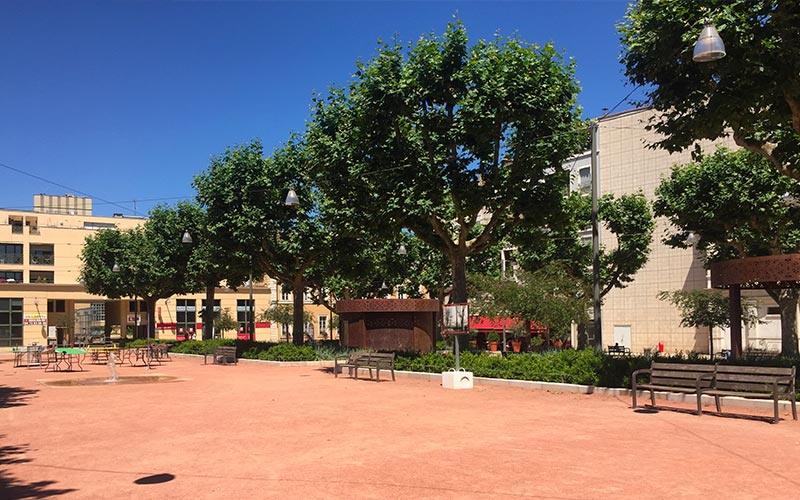 Place des Arts à Villefranche-sur-Saône