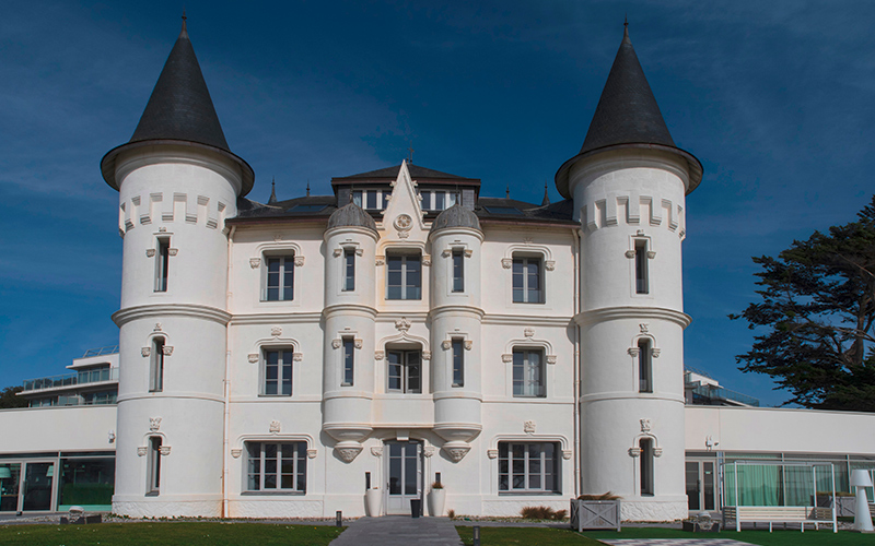 Château style gothique construit en1868 à Pornichet