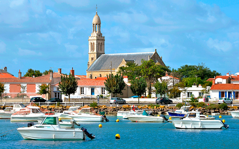 Vue sur L'église Saint-Gilles-Croix-de-Vie