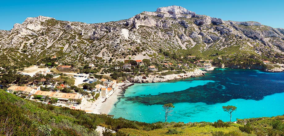 Calanque et village de Sormiou